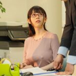 【痴女】 会社のすみっコにいる窓際社員が実は社内露出痴女だった…。 水卜さくら ＜FANZA＞