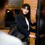 【痴女】 歓迎会で終電を逃した僕に「先輩うちに泊まっていきます？」と肉食系の新卒女子が小悪魔な甘い囁き。誘惑に負けて何度もSEXした 神宮寺ナオ ＜FANZA＞