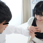 【痴女】 初体験ドキュメント！童貞クンがイッてるのに筆下ろし続けちゃったワタシ 琴音華 ＜FANZA＞