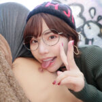 【痴女】 「もう吹いてるってばぁ！」深田えいみの逆ナン逆レ●プ痴女ドキュメント 拘束され身動き出来ず、いきなり連射＆男潮で犯●れちゃったボク ＜FANZA＞