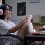 【痴女】 引きこもりニート彼女のマ〇コを好き放題使ったら、一晩中犯●れることになったボク 架乃ゆら ＜FANZA＞