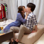 【痴女】 人妻さんいらっしゃい 僕の自宅でハメ狂った熟女さんをひっそりすべて盗撮しました。6 皐月さん/Eカップ/33才/甥っ子を●すSEXレスで欲求不満な幼妻 弥生さん/Gカップ/37才/甥っ子を飲みの勢いで●す叔母 ＜FANZA＞