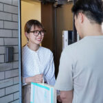 【痴女】 デカ尻妻の全力挑発で襲われた僕は、荒れ狂う雌の性欲を浴びせられ、何度も中出しさせられてしまった。 美谷朱里 ＜FANZA＞