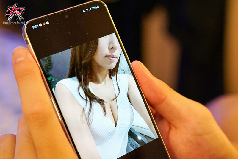 【痴女】 会社では厳しすぎる女帝と出会い系で遭遇。実は性欲アマゾネスで...