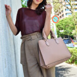 【痴女】 【個人撮影】美人スレンダーの上司の妻48歳と不倫ハメ撮り。痴女と化した熟女が若い男の肉棒で性欲を大解放する中出しセックス ＜FANZA＞