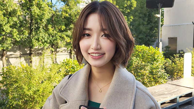 【痴女】 【クールビューティ】美人デザイナー人妻26歳。ジムインストラ...