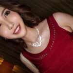 【痴女】 【爆乳！脳殺セクシー夫人】筋肉 vs Kcup爆乳セレブ夫人 濃厚フェロモン魔人！全人類勃起不可避のセクシー奥さまを筋肉生チ○ポで鬼ハメ！種付けで堕とす3P！世界一の淫乱女体！ペニスを白目剥いてマ○コで堪能する極上オンナ ＜FANZA＞