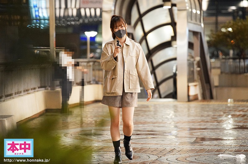 【痴女】 ターゲットはサラリーマン！いきなり目の前に美谷朱里が現れてキ...