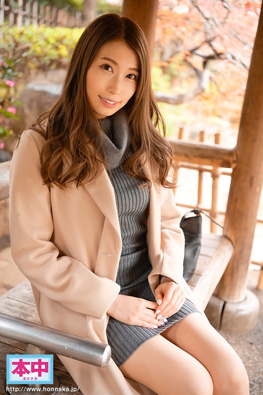 【痴女】 僕だけが知っている女上司の裏顔。もの凄いジュポフェラで竿がバ...