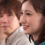 【痴女】 美しい人妻のねっとり甘い接吻と高級ランジェリーSEX 田舎育ちの僕を誘惑する都会暮らしの叔父の妻 本田瞳 ＜FANZA＞