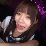 【痴女】 見つめて囁き密着誘惑 あざと可愛すぎる誘惑しまくりドスケベ小悪魔痴女子校生 美澄玲衣 ＜FANZA＞