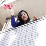 【痴女】 息子の不在中に上の階の絶倫ヤンママからベランダに誘惑パンティを落とされて…拾って渡して即犯●れ種付け性交。 水川スミレ ＜FANZA＞