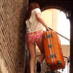 【痴女】 パンチラ誘惑お姉さん 西川ゆい ＜FANZA＞