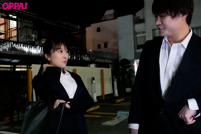 【痴女】 会社の飲み会で終電を逃した僕に「うちに泊まっていきます？」と...