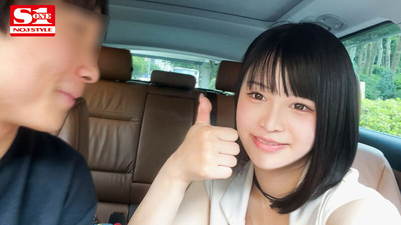 【痴女】 「興奮してきたからココでやっちゃお」 公園でも店内でも車中で...