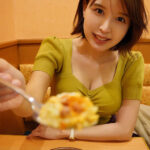 【痴女】 才色兼備な女上司が思う存分に羽目を外し僕を連れ回す【週末限定】裏顔デート 葵つかさ ＜FANZA＞