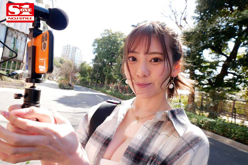 【痴女】 こんな綺麗なお姉さんがドMな僕をめちゃくちゃ射精させるため我...