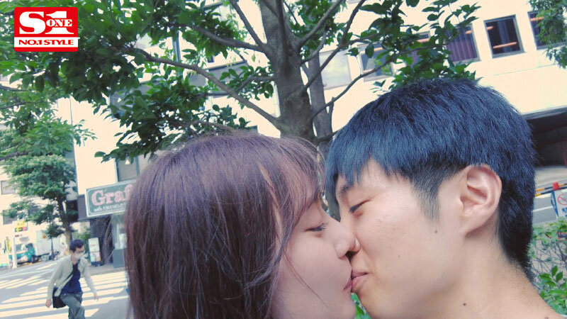 【痴女】 路チューで勃起したでしょ？10発射精しても、朝を迎えても、長...