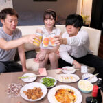 【痴女】 宅飲み逆NTR 親友のカノジョが即勃起するボクを弄び何度も杭打ち騎乗位で連続射精。 橋本ありな ＜FANZA＞