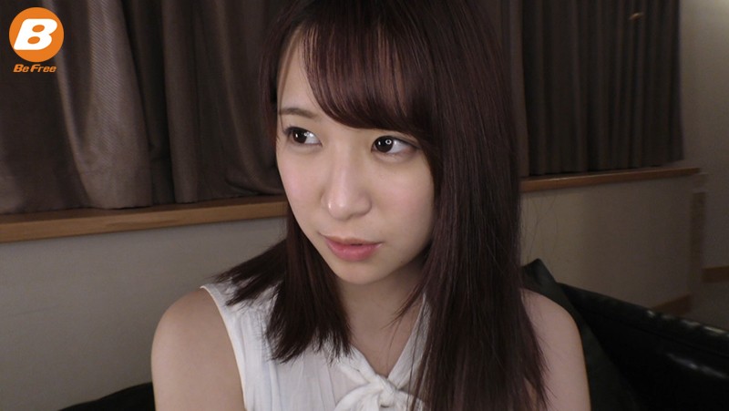 【痴女】 幼馴染とデリヘルで10年ぶりの再会。生でしていいよと言われて...