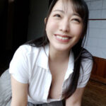 【痴女】 転勤で田舎に引っ越した僕は、下の階に住む奥さんに毎日誘惑されて何度も中出ししてしまった… 弥生みづき ＜FANZA＞