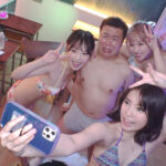 【痴女】 いぇいっ！ だれと1番パコりたい？ 脳がハジけるトランス淫語と全身おバカになるまで狂わすハーレム誘惑！ ギャルってやっぱ…サイコー！！ 枢木あおい 栄川乃亜 白桃はな ＜FANZA＞