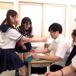 【痴女】 逆時間停止学園 ～時間を止められ身動き出来ない僕を好き勝手に弄ぶ痴女たち～ ＜FANZA＞