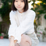 【痴女】 無垢そうに見えて…実は痴女！！ だけど生ち○ぽの気持ちよさに負けちゃって初めてのナマ中出し 二之宮りえな ＜FANZA＞