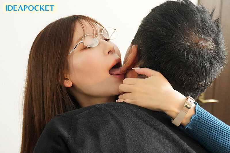 【痴女】 真面目で大人しい図書館司書の明里さんはとんでもなく歪んだ性癖...