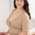 【痴女】 極上！！四十路奥さま初脱ぎAVドキュメント 豊永映美 ＜FANZA＞