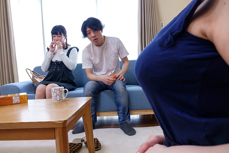 【痴女】 彼女に内緒で彼女の母ともヤってます… 優木いおり ＜FANZ...