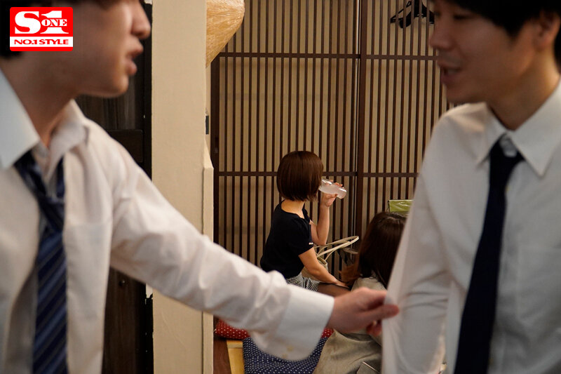 【痴女】 行き遅れ女上司が飲み会で見せた意外と可愛い一面に俺の性欲大暴...