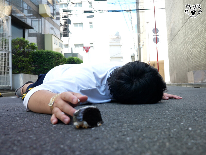 【痴女】 転生したら推しの子だった～AVエリートの俺と人気セクシー女優...