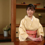 【痴女】 巨乳女将KISS 素泊まりのはずが巨乳女将の接吻サービスが付いてきた！！ 南條みや子 ＜FANZA＞