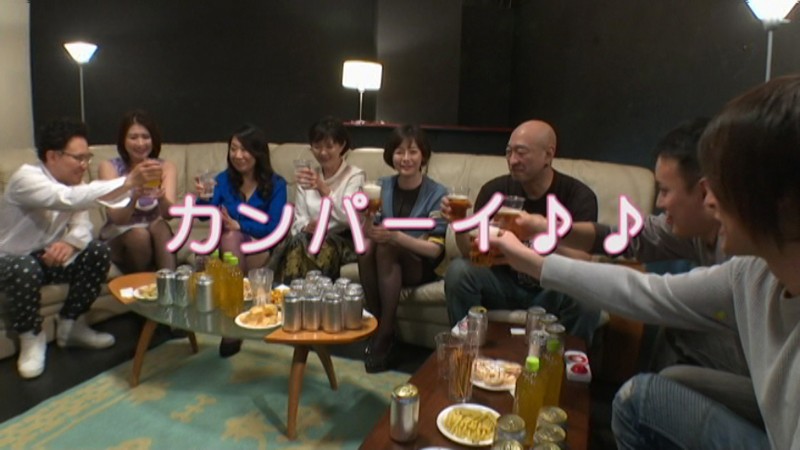 【痴女】 人気AV女優限定！無礼講すぎる大乱交合コン（四十路熟女編） ...