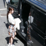 【痴女】 逃亡者 かくまって貰う為に元カレ達の家に突然上がり込み押し付けすっぽん中出し性交する特殊詐欺犯 新井リマ ＜FANZA＞