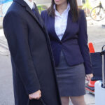 【痴女】 局地的豪雨で後輩女社員と相部屋 濡れた豊満巨乳と痴女テクに一晩で寝取られた既婚者の僕 莉々はるか ＜FANZA＞