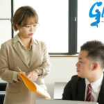 【痴女】 嵐の夜、会社に閉じ込められた女上司と二人きり 真矢みつき ＜FANZA＞