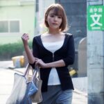 【痴女】 痴女妻に芽生えた白昼の絶叫夫には絶対見せられない猥褻不妊治療マッサージ浜崎真緒 ＜FANZA＞