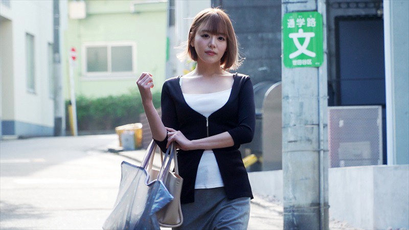 【痴女】 痴女妻に芽生えた白昼の絶叫夫には絶対見せられない猥褻不妊治療...