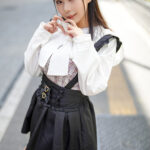 【痴女】 ガールズバーで持ち帰り！Mカップ やらかし系元グラドルのおねだり痴女枕営業ハメ撮り ユリ26歳 ＜FANZA＞