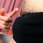 【痴女】 貫通ザーメン！暴発パン中手コキ～パンツの中に忍び寄る手淫。下ろさない事で増す羞恥心、比例する感度～ ＜FANZA＞