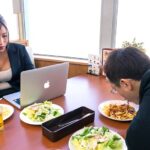 【痴女】 北関東方面への一泊二日の地方出張で会社の経費削減の一環でツインの相部屋で現地泊する事になってしまった女上司と絶倫部下 永井マリア ＜FANZA＞