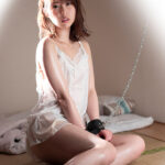 【痴女】 一人暮らしの兄に監禁されていたチ●ポを見るとスイッチが入るセックス中毒の女 あおいれな ＜FANZA＞