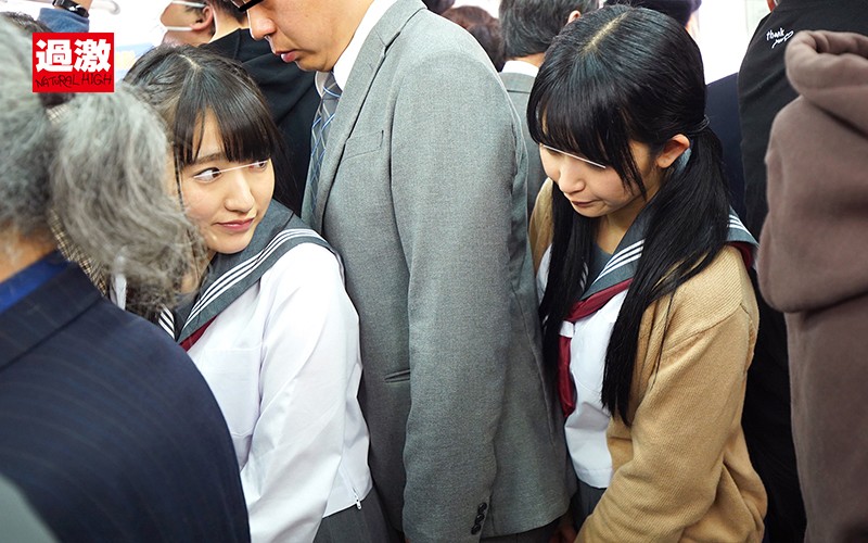 【痴女】 前から後ろから密着する挟み撃ち痴●で強精射精させるW痴女子○...