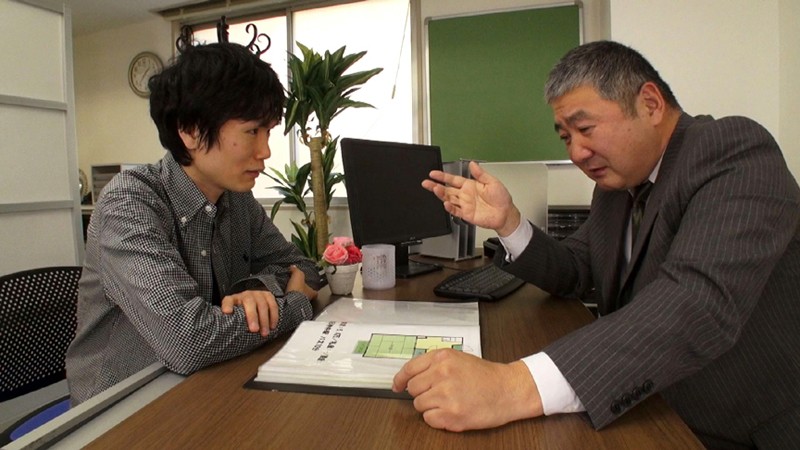 【痴女】 オバケが出た！この世への未練で成仏できないスケベな女幽霊たち...