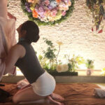 【痴女】 予約半年待ちの神メンエス嬢 生ハメ中出しOKの裏オプ行為を完全盗撮 スタイル・顔・サービスSSS級の痴女に盗撮バレで終わったと思ったら搾精されまくった。望月あやか ＜FANZA＞