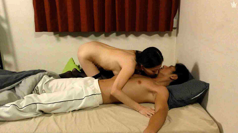 【痴女】 黒髪スレンダー美熟女の淫乱快楽騎乗位SEX！本能丸出しでチ●...