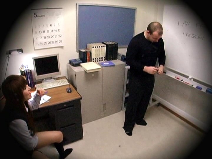 【痴女】 ジャパニーズJKの逆セクハラ 白人講師と淫行 暴露 盗撮 ＜...