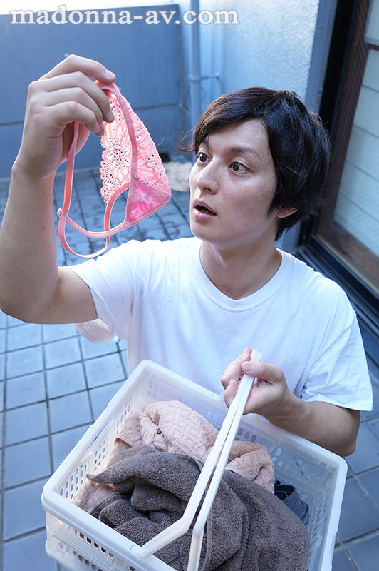 【痴女】 マンションの上階に住むのは部長夫妻。決してバレてはイケないご...